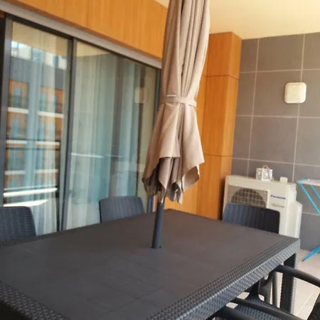 Pilot House - Village Marina * Olhão