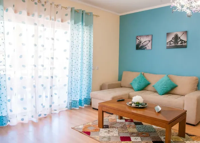 Pilot House - Village Marina Apartment