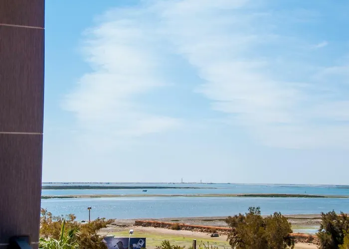 Pilot House - Village Marina Apartment Olhão