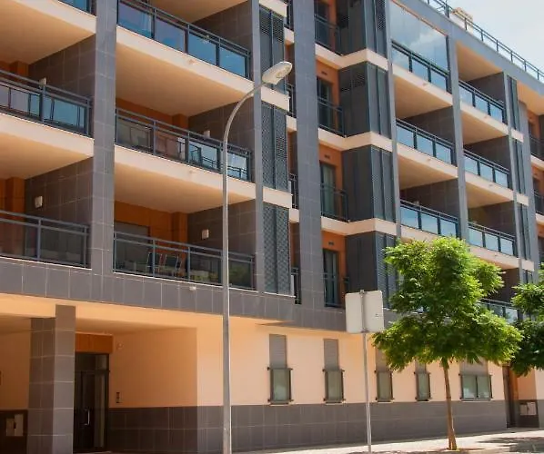 Pilot House - Village Marina Apartment